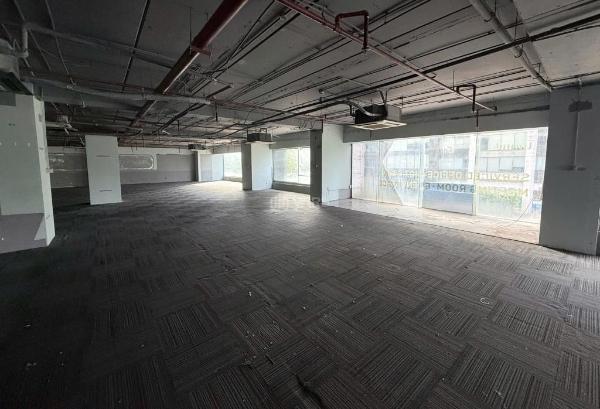 Cho thuê 🆘 mbkd mặt tiền 12m - diện tích 800m2 phù hợp nhà hàng tại nam trung yên,