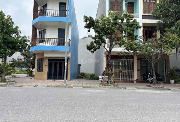 Cần bán đất mặt đường 🏢 10,5m tái định cư phú xuân