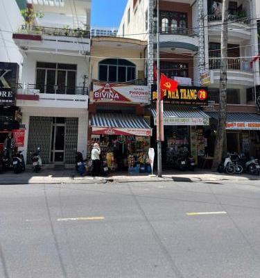 Chủ cần bán Nhà mặt phố 84m²