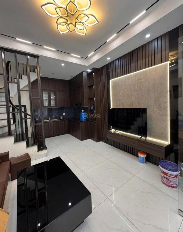 Nhà đẹp, full đồ, ô tô đỗ cửa ngõ 156 kim ngưu, hai bà trưng 🏬 30m x 4t giá 15tr