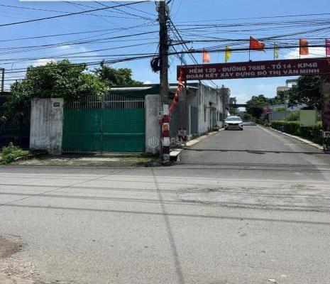 <mark style="background-color: transparent; font-weight: 400; ">Bán gấp nhà mt 768B trảng dài 200m2 giá 🏤 3tỷ250</mark>