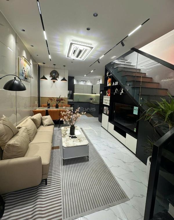 Bán Nhà trong hẻm 32m²