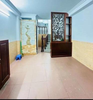 <mark style="background-color: transparent; font-weight: 400; ">Bán gấp nhà dân xây 4 tầng full nội thất gần ô tô Phố Nguyễn Hoàng Tôn 31M2 🏘️ giá hơn 9 tỷ</mark>