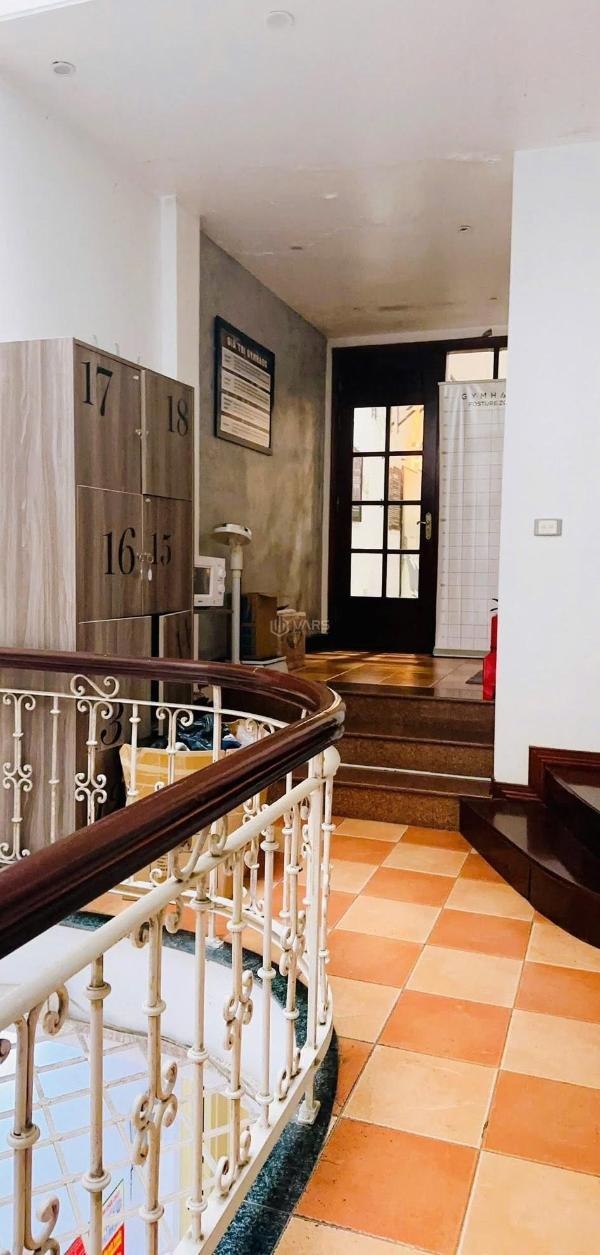 Chủ cần bán Nhà mặt phố 200m²