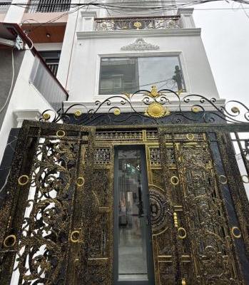 Cần bán Nhà trong hẻm 70m²