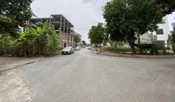 Bán lô góc 🏬 2 mt 140m2 băng 2 đường 24m KĐT Nam Đầm Vạc lh_09876*****