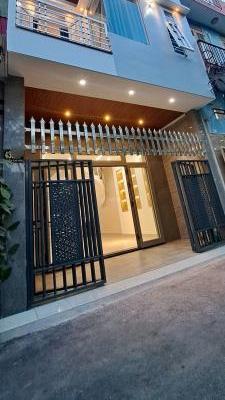 Cần bán nhà KIỆT Ô TÔ Đậu đỗ trước cổng 🏤 nhà TRẦN CAO VÂN