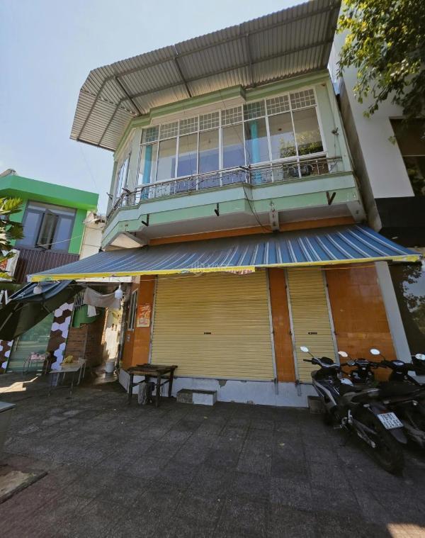 Bán nhà mặt 🏬 tiền view biển nha trang ngay cầu trần phú | chỉ 9,45 tỷ