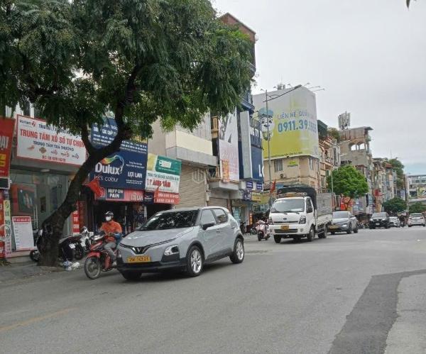 Chủ cần bán Nhà mặt phố 63m²