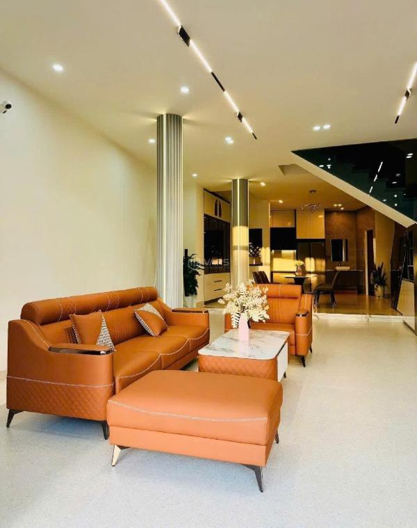 🌟 bán nhà 3 🏣 tầng mặt đường nguyễn hữu thọ trung tâm đà nẵng