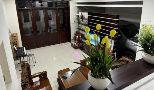 Bán Nhà mặt phố 126m²