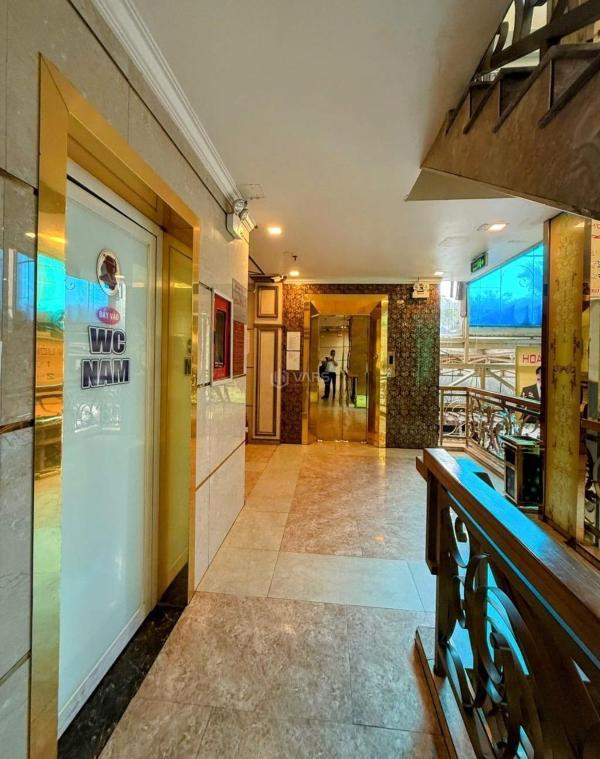 Bán Nhà mặt phố 1593m²