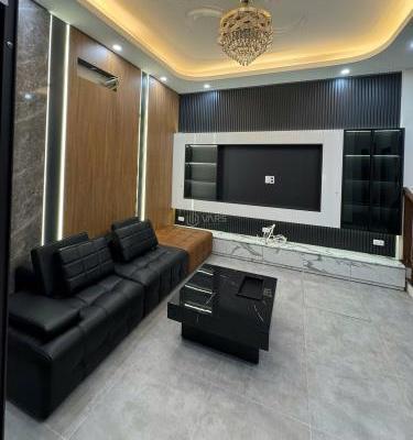 NHÀ PHỐ NGUYỄN 🏘️ VĂN CỪ – 6 TẦNG THANG MÁY – 46M2 – MT 4M – NGÕ Ô TÔ – CHỈ 10 TỶ