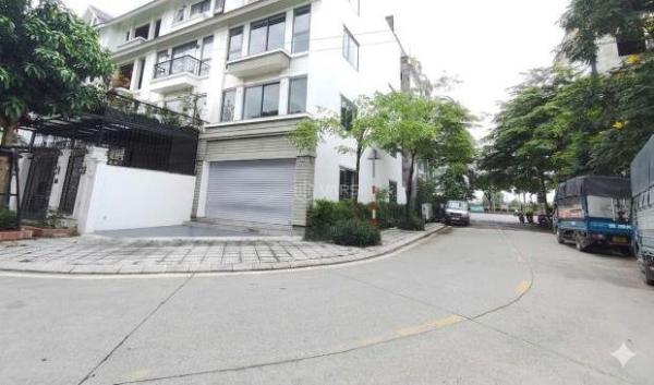 Cho thuê Biệt thự nghỉ dưỡng 100m²