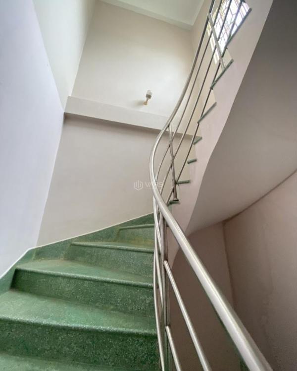 Bán Nhà mặt phố 68m²