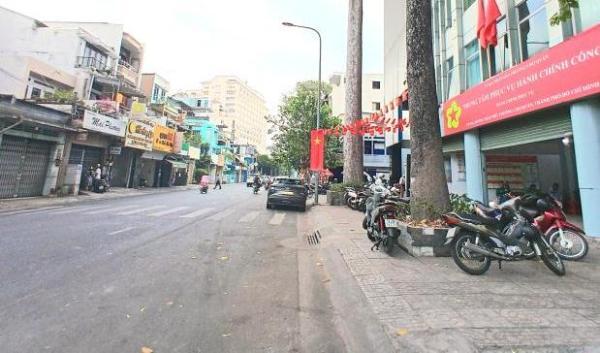 Bán Nhà mặt phố 44m²