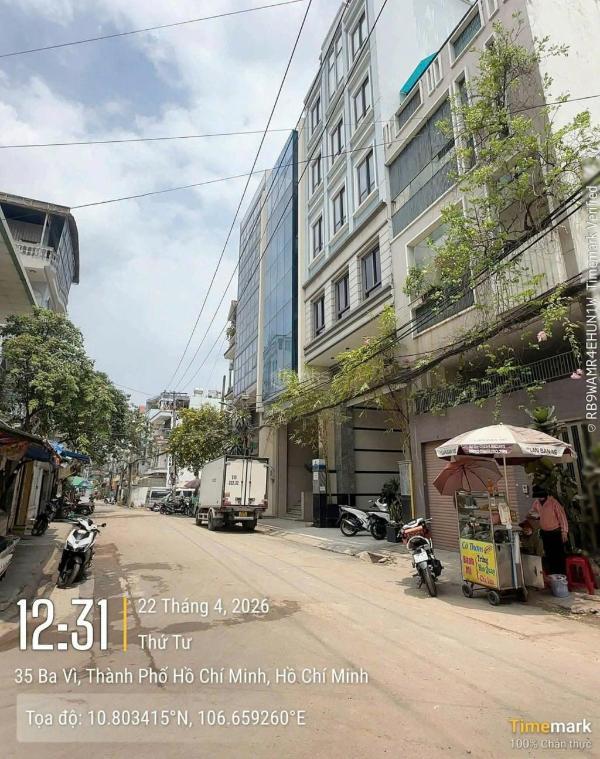 Bán Nhà mặt phố 93m²