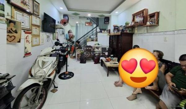 QUẬN 3 SÁT MẶT TIỀN CMT8, 🏡 32M2 (3.5×9), 3TẦNG MỚI Ở LIỀN, HẺM BA GÁC CHỈ 5.8TỶ TL