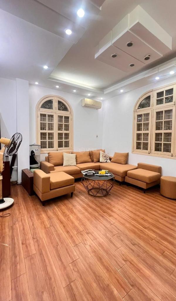 Mặt phố 🏡 triệu việt vương mặt tiền 7.5m 22.5 tỷ lô góc sdcc riêng biệt