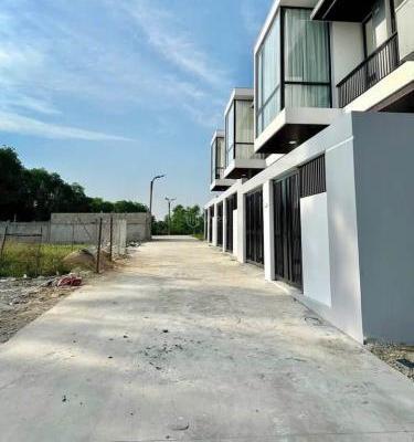 Đất nền kiệt ô tô An Tây về trung tâm thương mại 💥 AEON MAILL mất vài phút