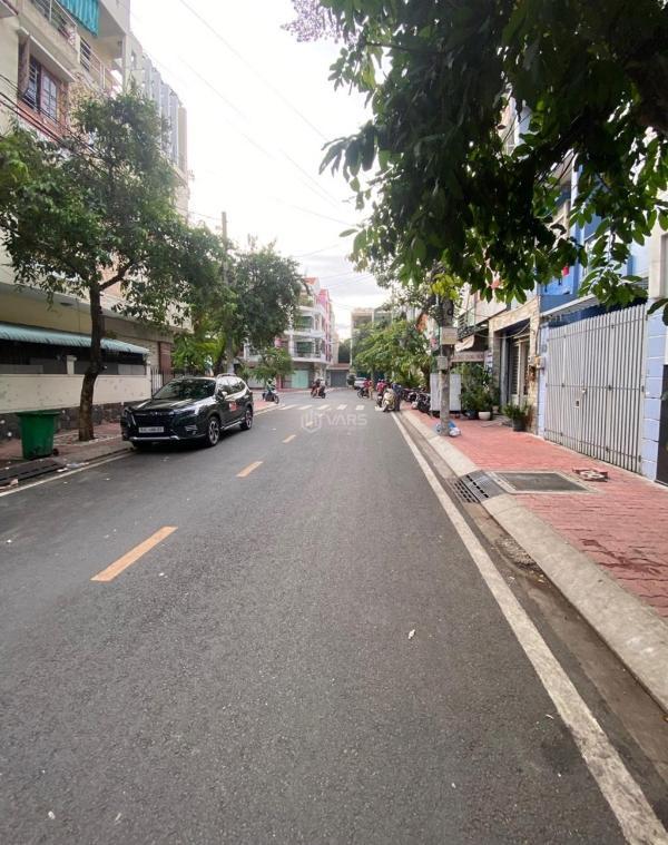 Mặt tiền kdc đồng bộ, gần parc mall cao lỗ, 🏤 nhà 5 tầng, shr, hoàn công chuẩn