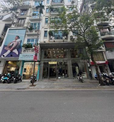 Chủ cần bán Nhà mặt phố 110m²