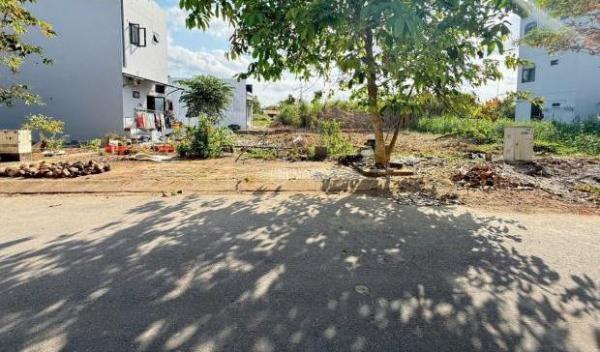 Bá.n nền 84,3m² đường C4 KDC Phú An, 🏚️ phường Hưng Phú, TP. Cần Thơ