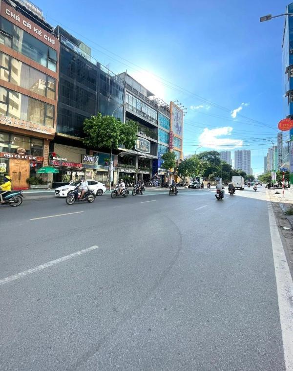 Bán 75m - 6 🏦 tầng - 5m.mặt tiền. ( mặt phố nguyễn tuân ) thanh xuân