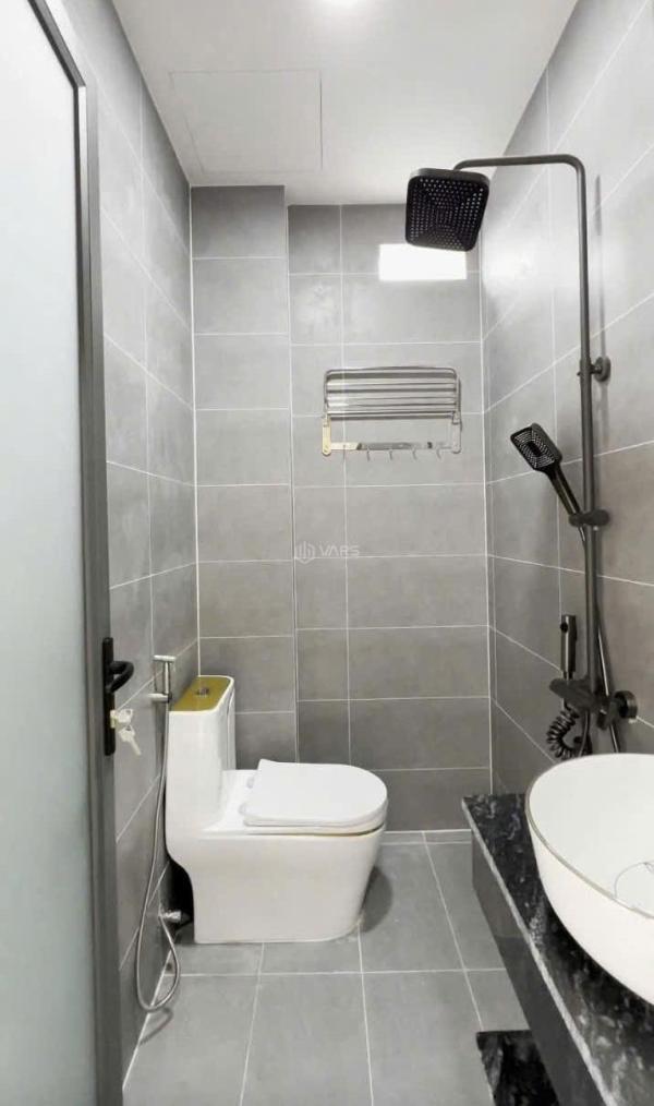 Chủ cần bán Nhà mặt phố 100m²