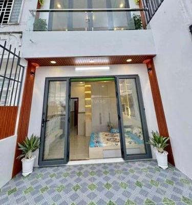 Cần bán Nhà mặt phố 105m²