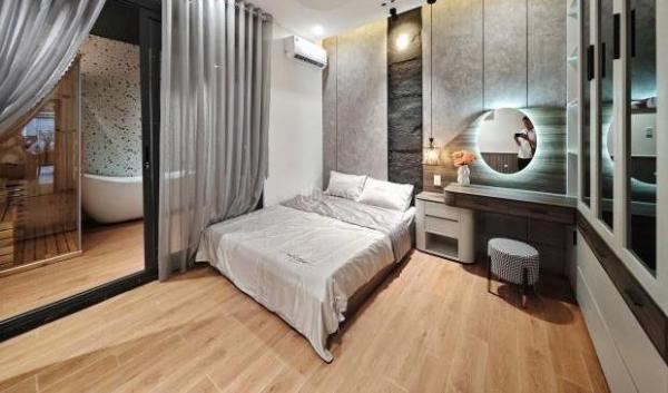 Bán Nhà mặt phố 92m²