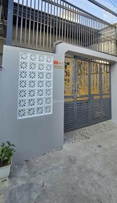 Bán Nhà trong hẻm 84m²