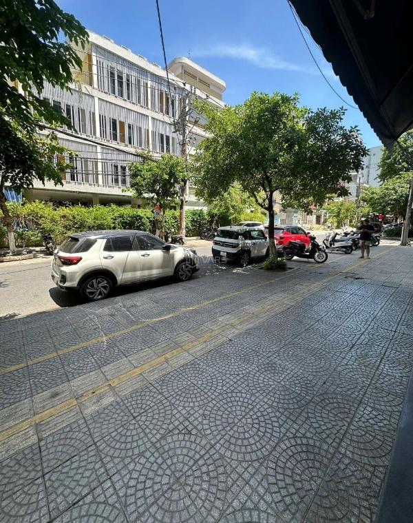Bán cụm 3 lô tặng 3 nhà mặt tiền 🏢 kẹp kiệt phan bội châu - hiếm có khó tìm
