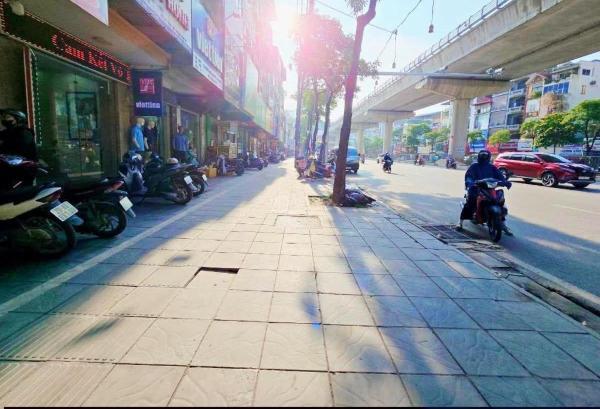 🔥🔥 mặt phố hồ_tùng_mậu - dưới 20tỷ còn duy nhất căn này - chậm là mất 🔥 🌹