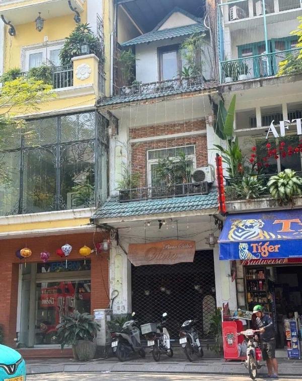 Bán nhà mặt tiền khu trương 🏘️ định, quận 1 quỹ đất 113.5m² giá 75 tỷ