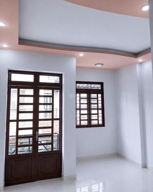 Bán Nhà mặt phố 50m²