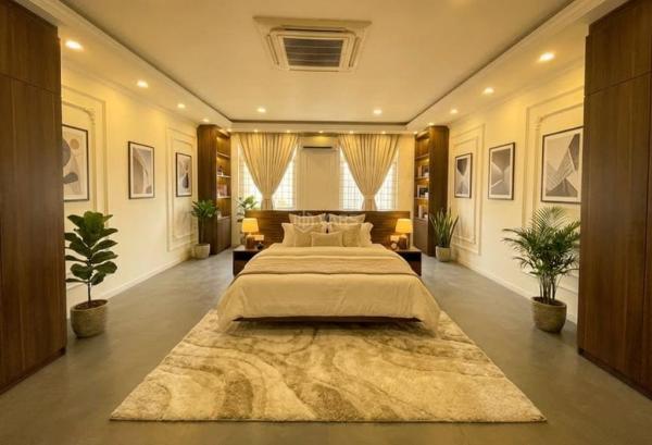 Bán Nhà mặt phố 76m²