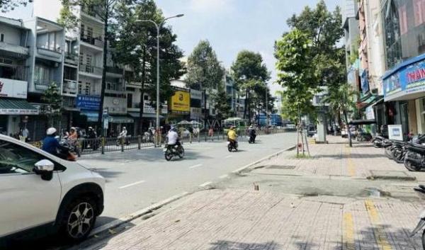 MẶT TIỀN 3 THÁNG 2 ☘ QUẬN 11-4X17M, NỞ HẬU 4.5M