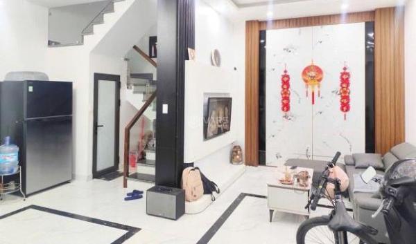 Cần bán Nhà trong hẻm 73m²