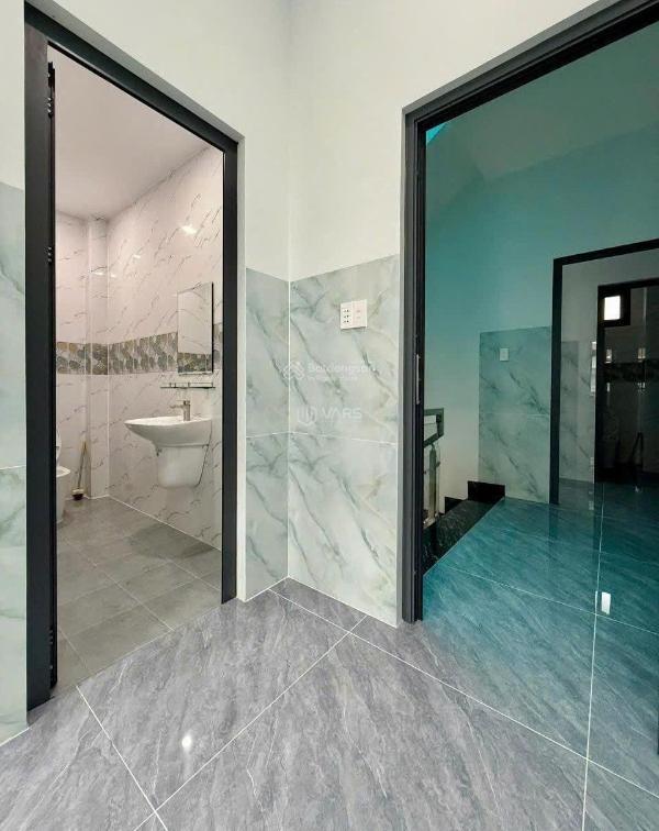 Cần bán Nhà mặt phố 174m²