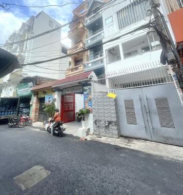 Cần bán Nhà trong hẻm 103m²