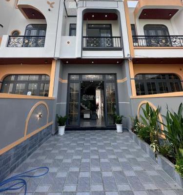 Chủ cần bán Nhà mặt phố 120m²