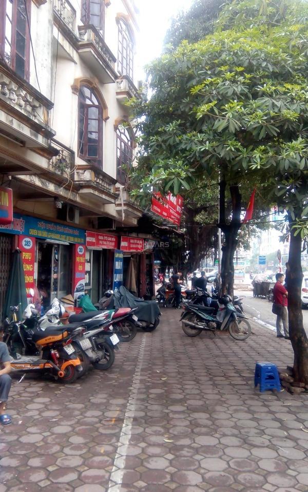 Cần bán Nhà mặt phố 185m²