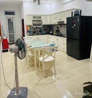 Cần bán Nhà trong hẻm 72m²