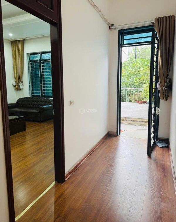 Nhà mặt phố hoàng hoa thám mặt tiền rộng kinh 🏡 doanh tốt cạnh kđt danko
