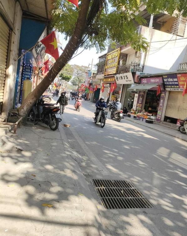 Cho thuê gấp giá rẻ mặt phố ô tô, kinh doanh tả thanh oai 42m,1.5 tầng,5.1 🏡 tr/th