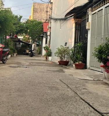 Nhà 2 tầng 95m2 🔥 hẻm xe hơi 76 Dương Cát Lợi Thị Trấn Nhà Bè giáp Quận 7 chỉ 4.5 tỷ