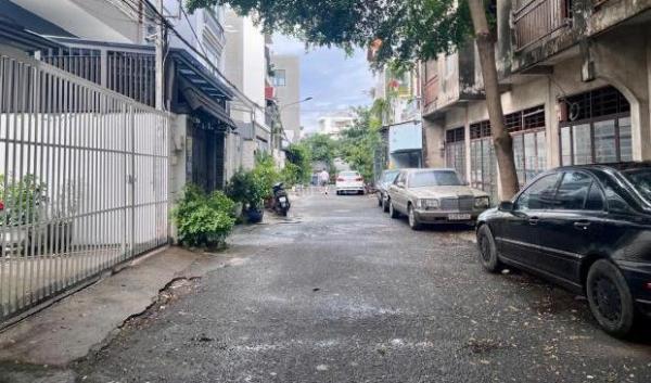 NGAY ĐH 🏬 GIAO THÔNG VẬN TẢI LÊ VĂN VIỆT - 96m2 - 3 TẦNG BTCT - DOANH THU 25TR/THÁNG