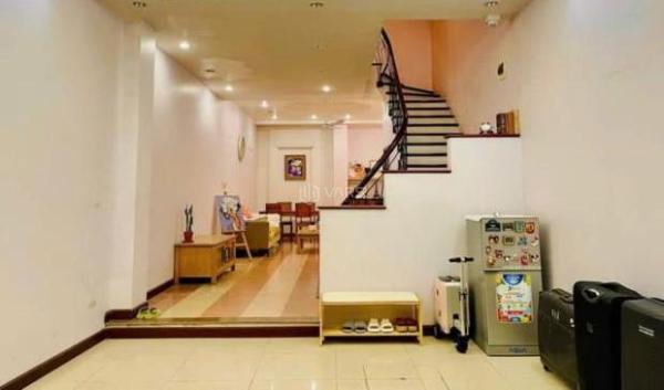 Tôi cần bán gấp nhà mặt ngõ 42m2 giá 6.7 tỷ ô tô tại Quan 🏠 Nhân Thanh Xuân