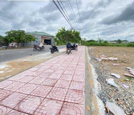 💥CHỦ 👍 CẦN BÁN GẤP LÔ MẶT TIỀN 180m2 NGAY HƯƠNG LỘ 7- KINH DOANH BUÔN B